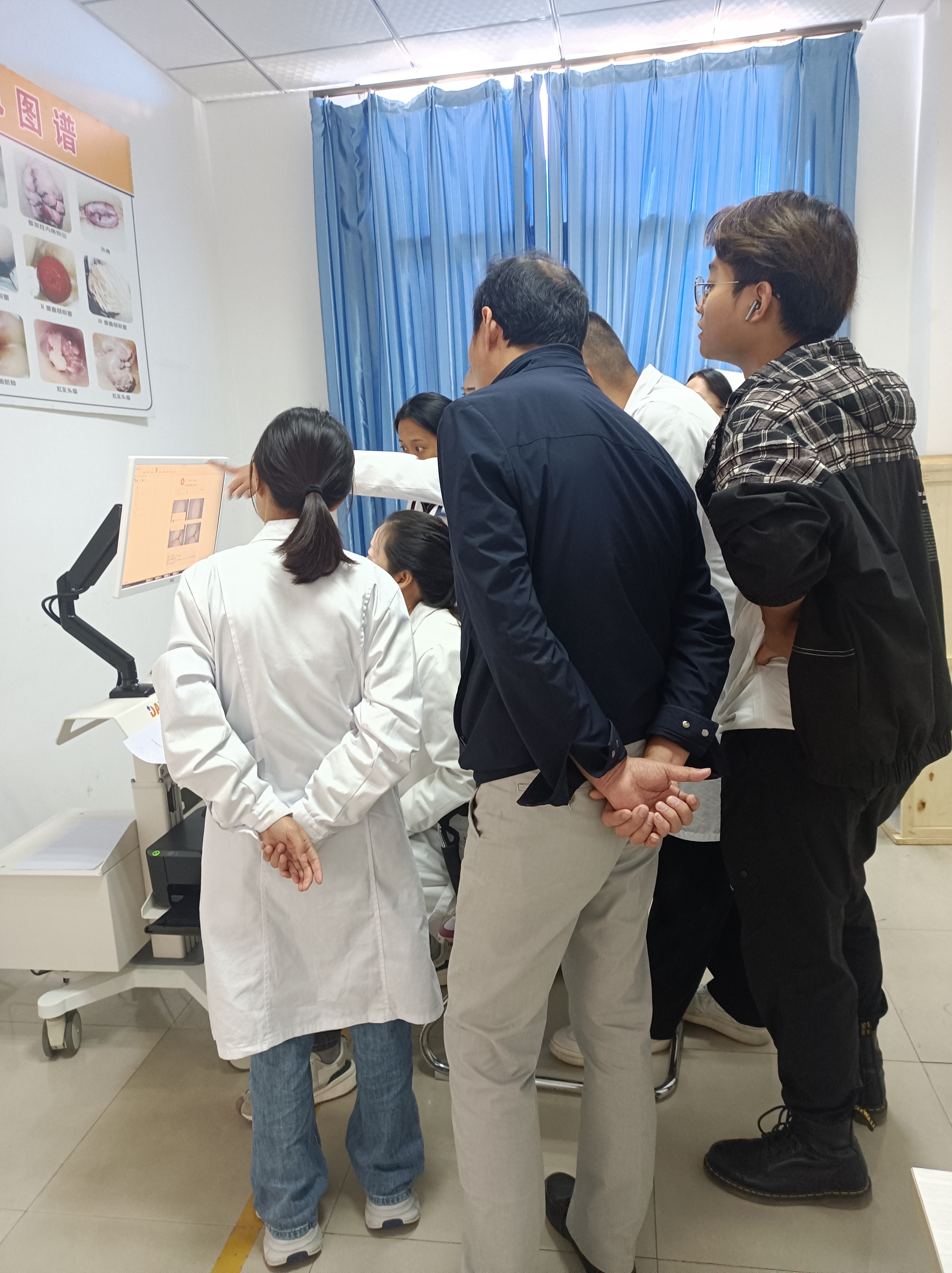 【大豆醫療】云南省臨滄市某醫院肛腸檢查系統DD-200型裝機培訓
